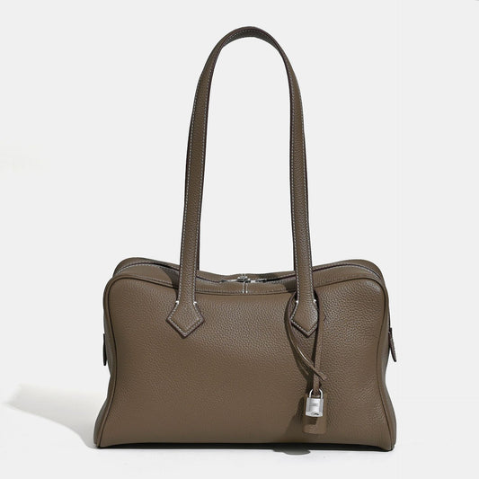Victoria Style Classic Leather Shoulder Bag