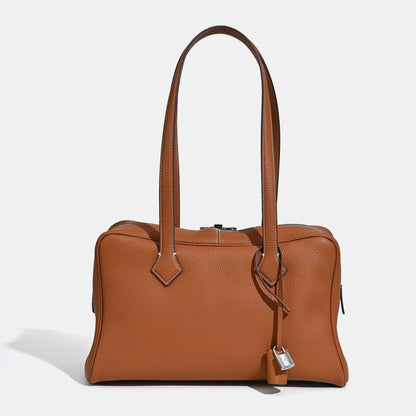Victoria Style Classic Leather Shoulder Bag