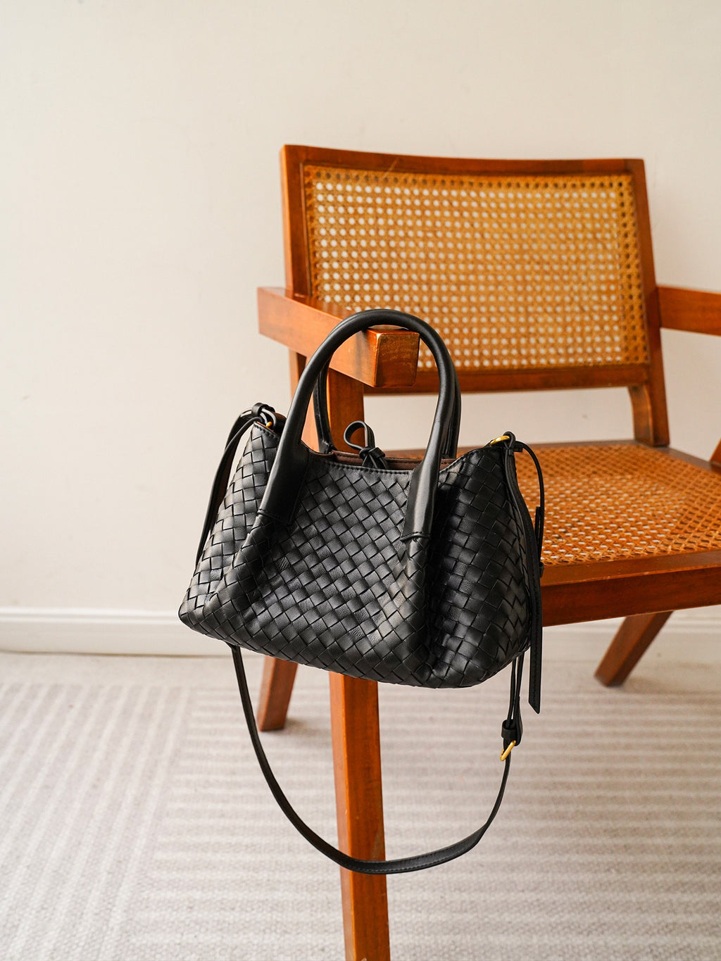 El lujoso bolso tote de cuero "inspirado en Row-Margaux"