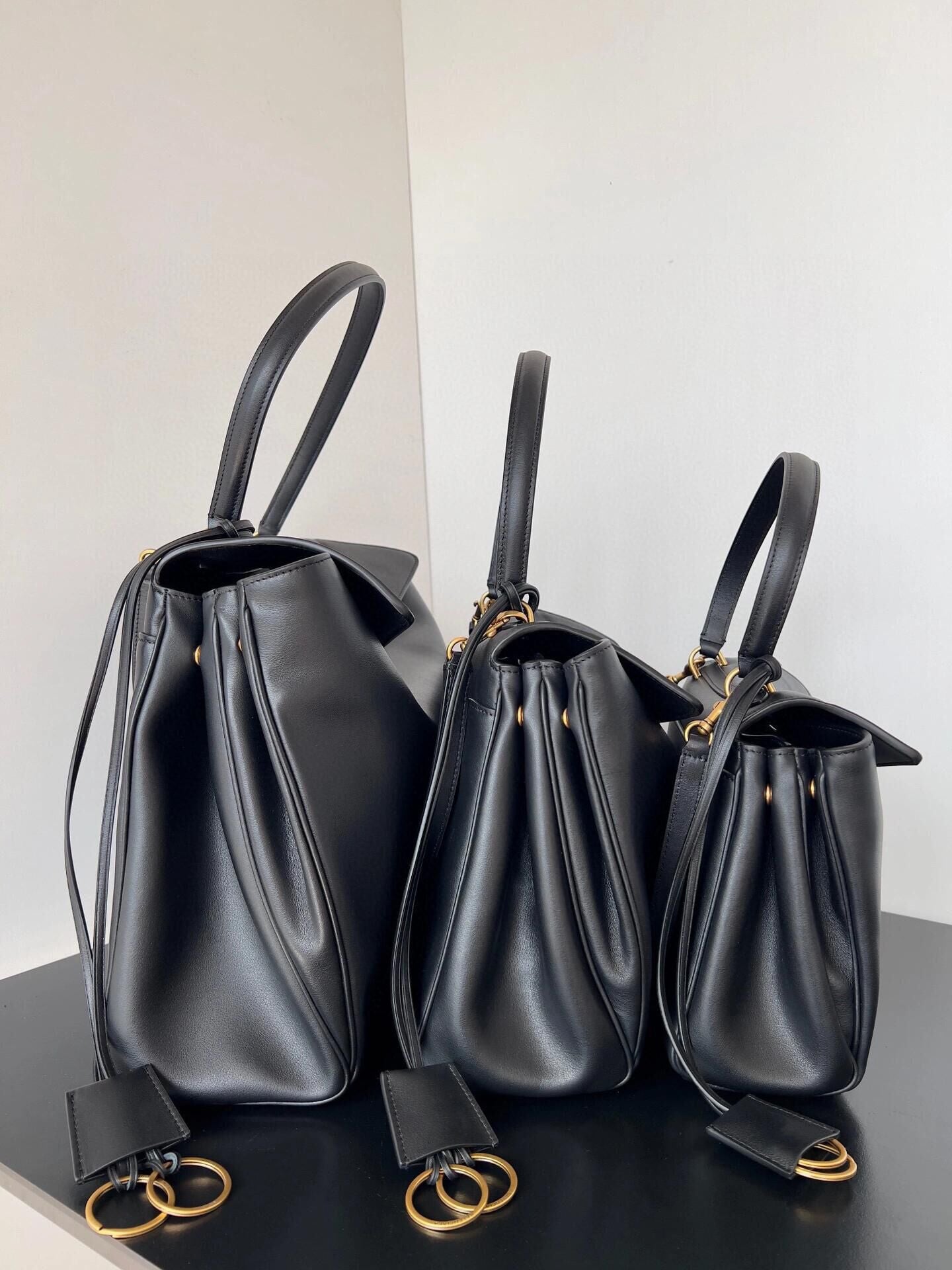 Minimalist Luxurious Soft Leather Handbag